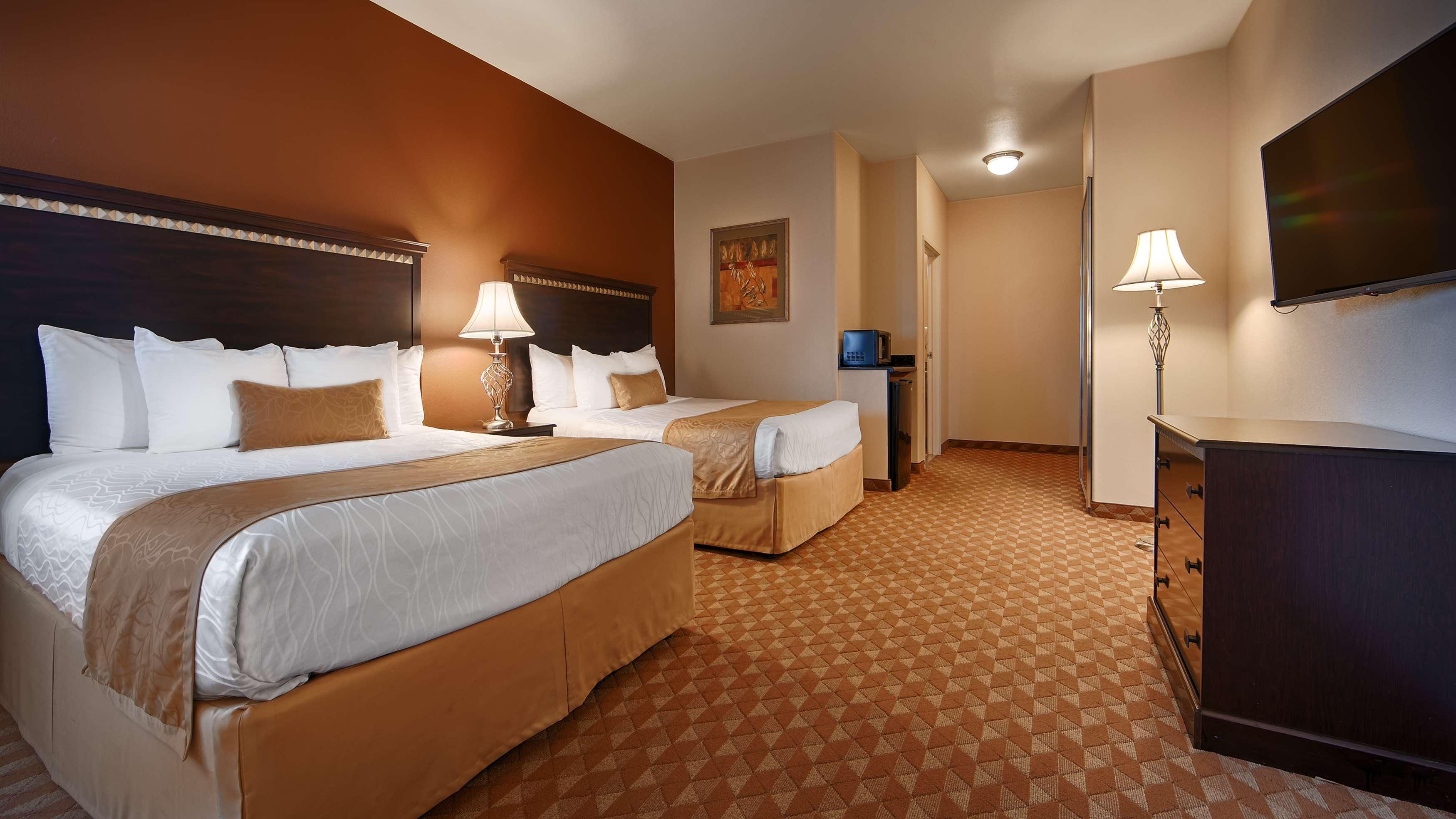 Best Western Plus Battleground Inn & Suites Battle Ground Exterior photo
