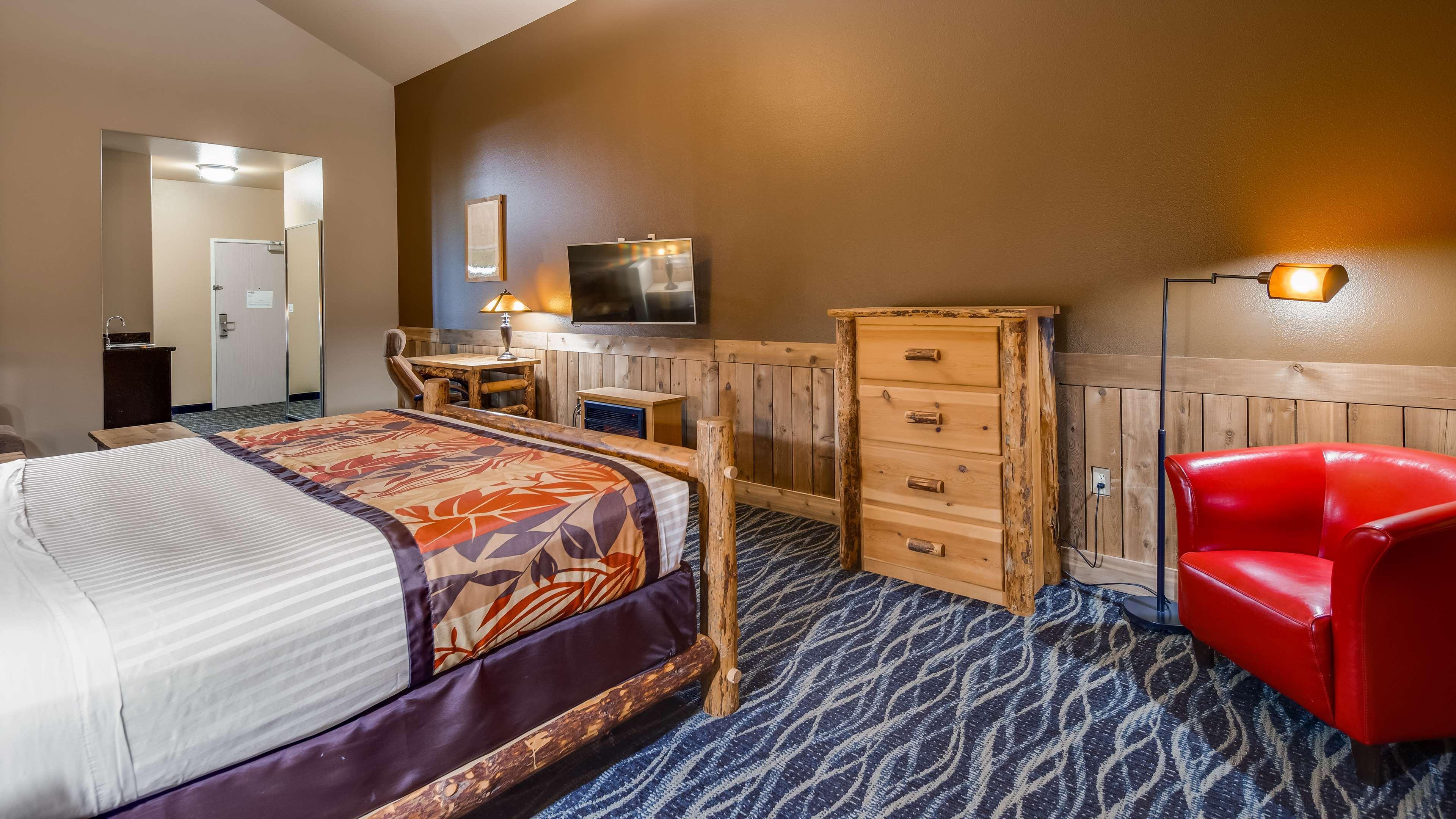 Best Western Plus Battleground Inn & Suites Battle Ground Exterior photo