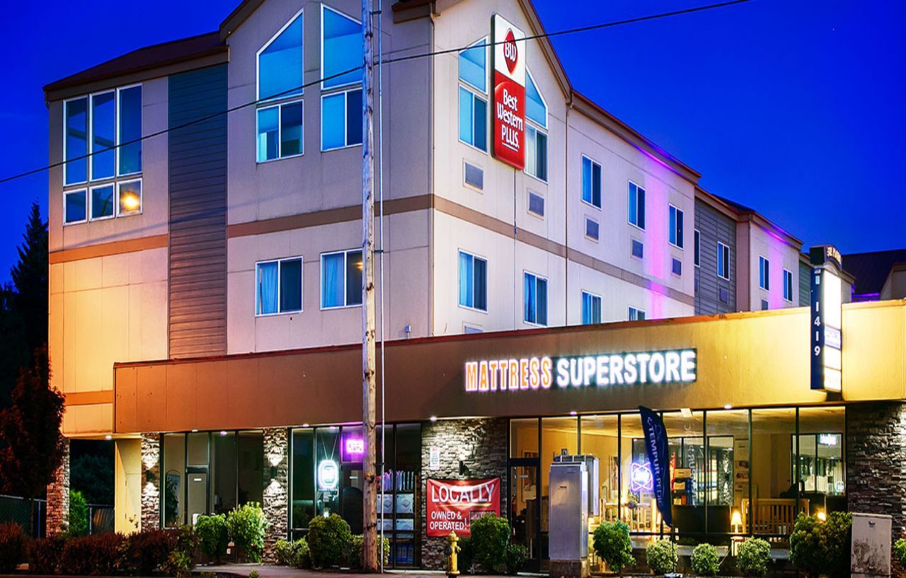 Best Western Plus Battleground Inn & Suites Battle Ground Exterior photo